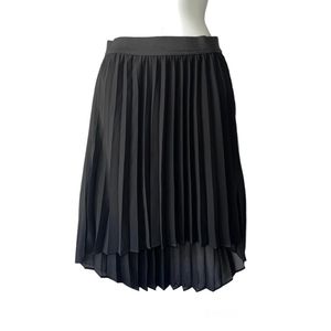 Asymmetrical Black Pleated Skirt